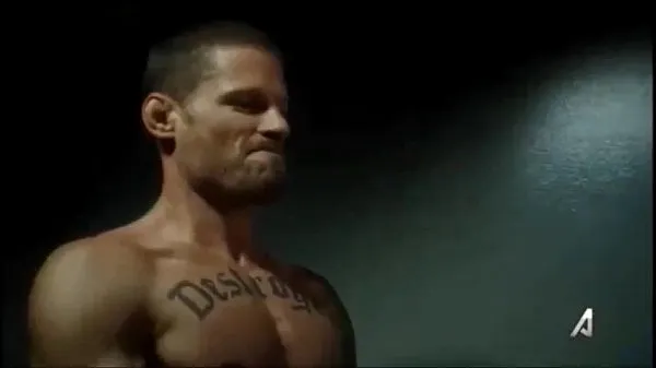 as cenas de sexo de Matt Lauria no "reino melhores vídeos recentes