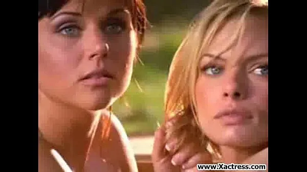 Nuovi Jaime Pressly e Tiffani Amber Thiessenvideo migliori