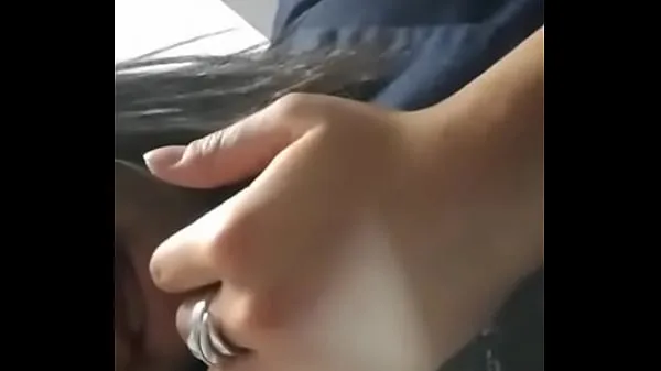 Ferske Bitch can't stand and touches herself in the office beste videoer