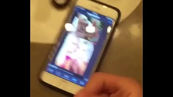 Φρέσκα Blonde slut gets cumtribute καλύτερα βίντεο