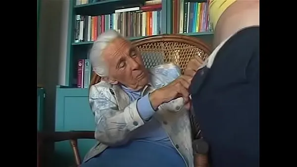 Fresh 92-years old granny sucking grandson best Videos