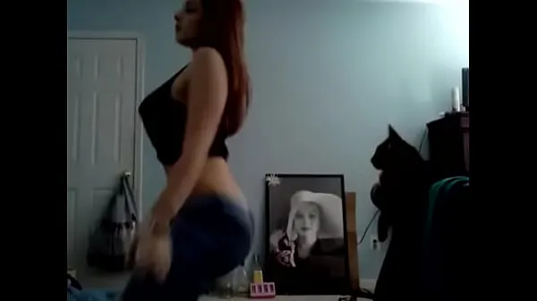 Φρέσκα Millie Acera Twerking my ass while playing with my pussy καλύτερα βίντεο