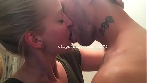 Nieuwe Lou and Diana Kissing Video 7 beste video's