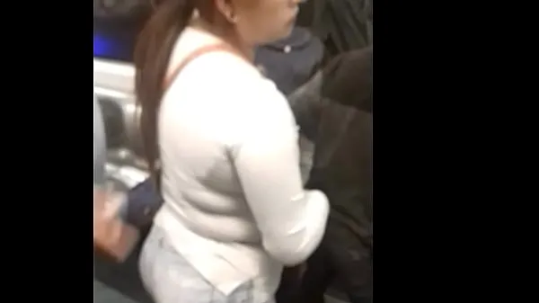 최신 Milf culona en el metro de la ciudad de México 최고의 동영상