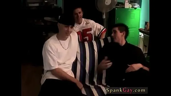 Nuovi Hot gay spanking first time Kelly Beats The Down Hardvideo migliori