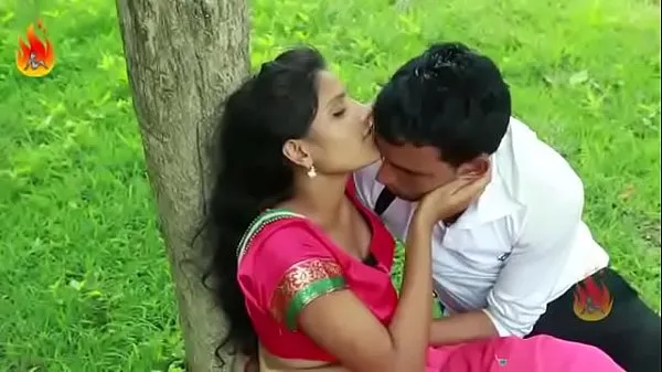 Desi Bhabhi Sexo com Garoto no Parque melhores vídeos recentes