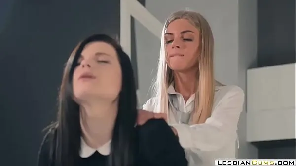 Friske Glamour Lesbian Toe Ring Fucking bedste videoer