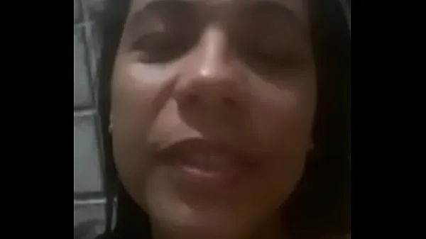 Safada cayó sobre la red masturbándose como amante profesional mejores vídeos nuevos