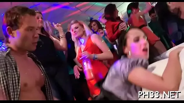 Friske Gang bang wild patty at night club bedste videoer