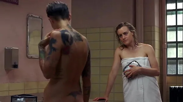 Ruby Rose - Grooming herself whilst naked and chatting with an inmate - (uploaded byأفضل مقاطع الفيديو الجديدة