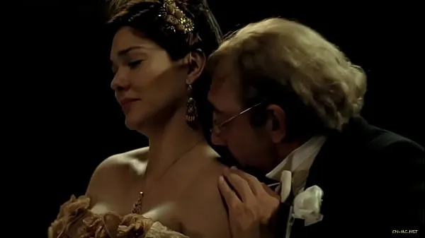 Tuoreet Laura Harring - Love in the Time of Cholera (2007 parasta videota