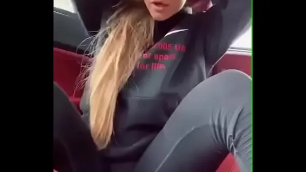 تازہ Teen slut masturbating in the car بہترین ویڈیوز