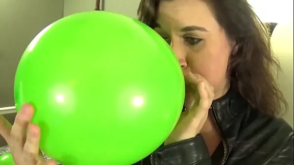 Fresh Blowing Bubble Gum Bubbles and Balloons While Masturbating best Videos