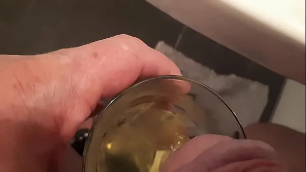 Nejnovější drinking my piss nejlepší videa