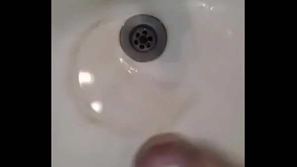 Nya My friend jerks off in the bathroom I saw no cum bästa videoklipp