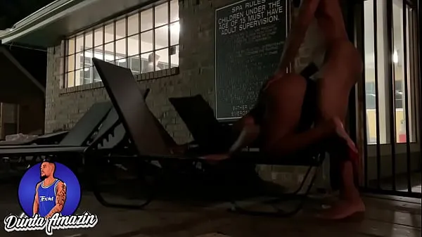 Nejnovější Public fuck at the pool and we got caught nejlepší videa
