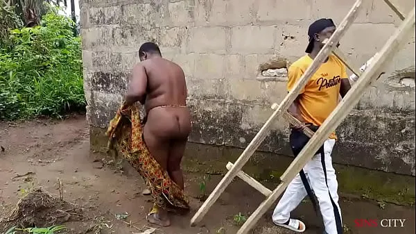 Nuovi African Gift ha scopato il suo lavoratore all'apertovideo migliori