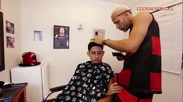 Barber put it in my ass with hair gel Video terbaik baru