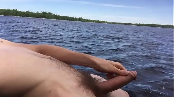 BF ESTÁ PEGANDO SEU PAU GRANDE NO LAGO DEPOIS DE UMA CAMINHADA NO PARQUE PÚBLICO, TERMINA EM UMA ENORME EXPLOSÃO DE ONCE EXPLOSÕES !! POR SEXX ADVENTURES (XVIDEOS melhores vídeos recentes