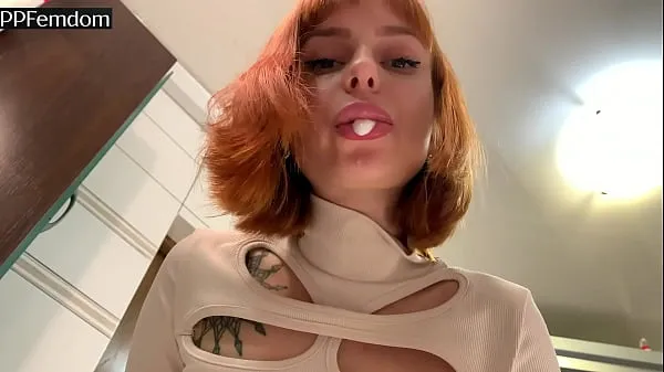 Nuovi POV Spit e Toilet Pissing with Redhead Mistress Kiravideo migliori