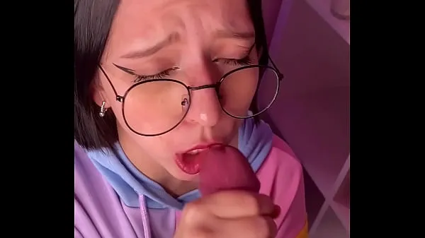 Nové Nerd Girl In Glasses Suck My Dick After Classes najlepšie videá