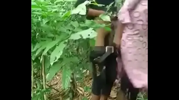 Taze I fucked my girlfriend in the forest,got nice rare view en iyi Videolar
