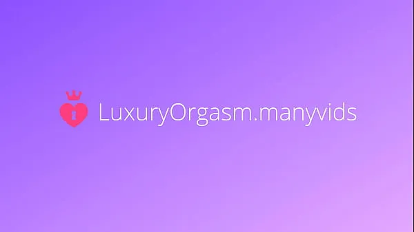 Compañera de cuarto sexy en lencería excitante gime con orgasmos - LuxuryOrgasm mejores vídeos nuevos