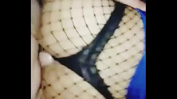 Travesti puta culona follada en 4 con medias de red y la tanga puesta mejores vídeos nuevos