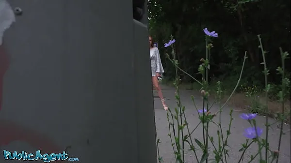 Public Agent - naughty natural 22yr redhead stood up on Tinder date picked up outdoors and given the anal fucking she really wants Video terbaik baru