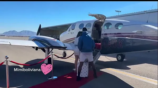 Friske Mile high club fucking in a private jet over Las Vegas with Jack Rippher 11 inches BBC bedste videoer