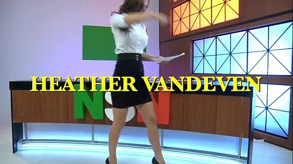 ताज़ा Emily Addison & Heather Vandeven - Naked News सर्वोत्तम वीडियो